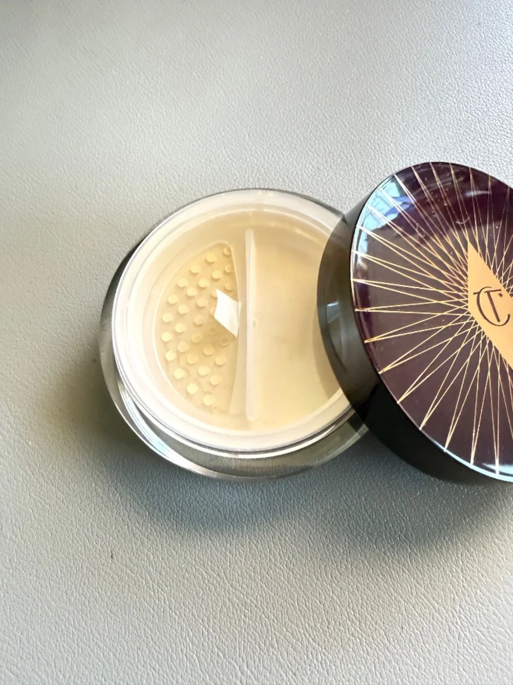 Charlotte Tilbury Charlotte's Genius Magic Powder Under Eye & Face -Shade 2